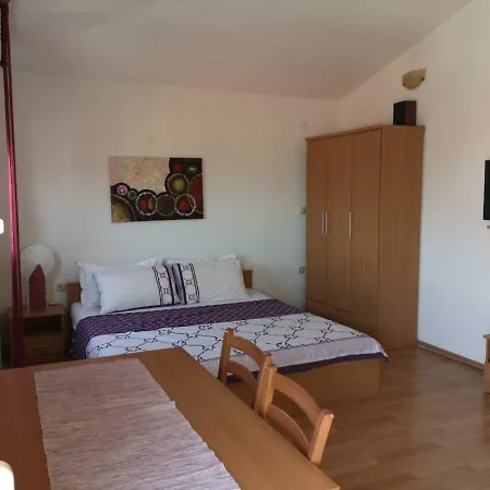 Simic Apartment *